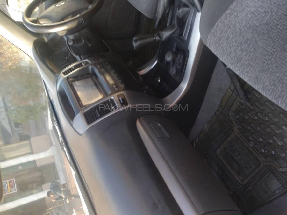 Toyota Prado 2003 for Sale in Chakwal Toyota Prado 2003 for Sale in Chakwal Image-4