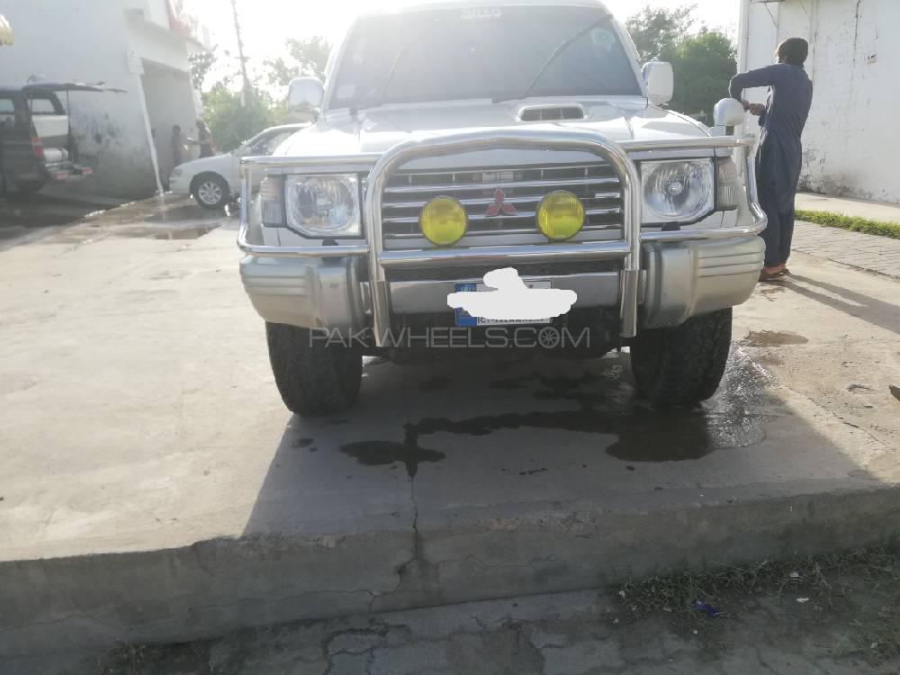 مٹسوبیشی پجیرو 1997 for Sale in اسلام آباد مٹسوبیشی پجیرو 1997 for Sale in اسلام آباد Image-7