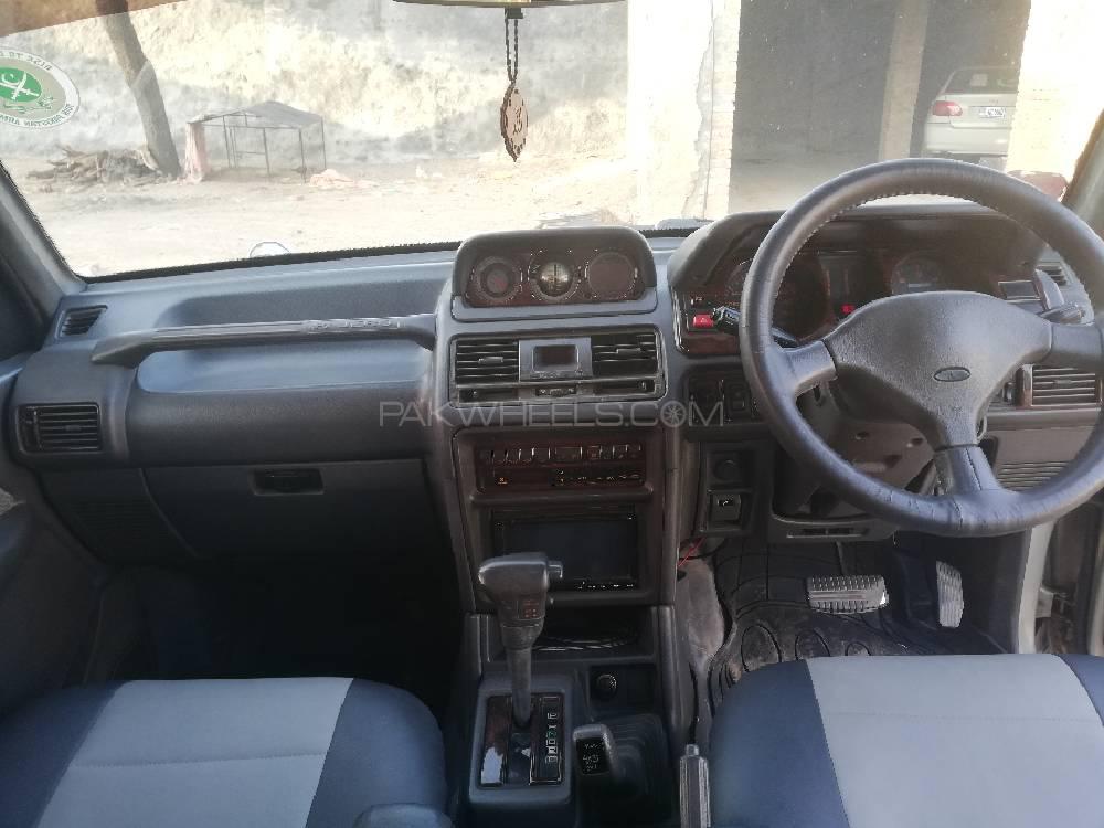 مٹسوبیشی پجیرو 1997 for Sale in اسلام آباد مٹسوبیشی پجیرو 1997 for Sale in اسلام آباد Image-3