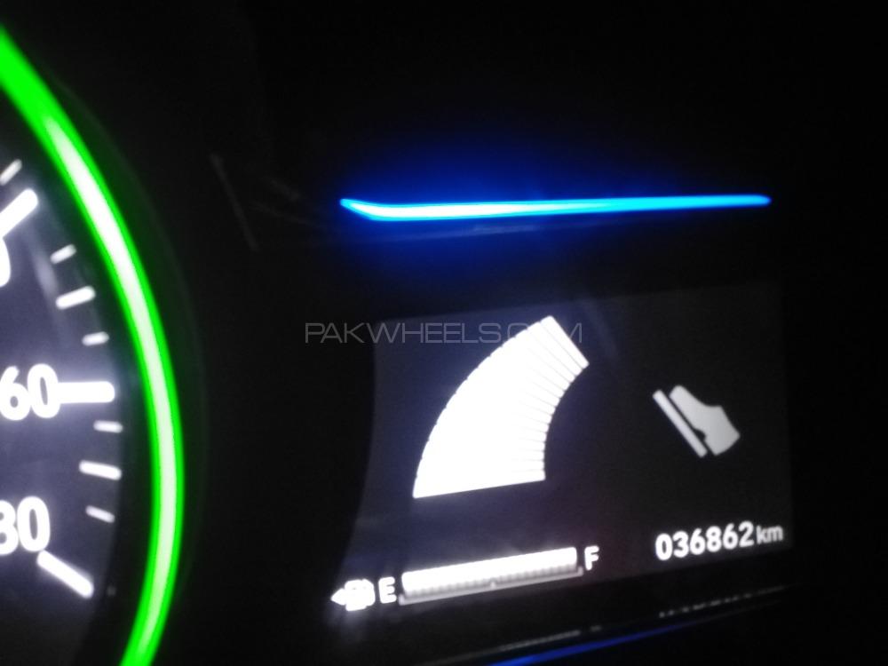 Honda Vezel 2015 for Sale in Lahore Image-1