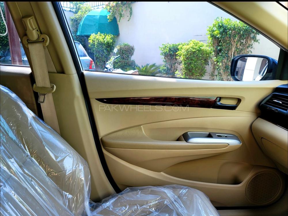 Honda City 2019 for Sale in Multan Honda City 2019 for Sale in Multan Image-17