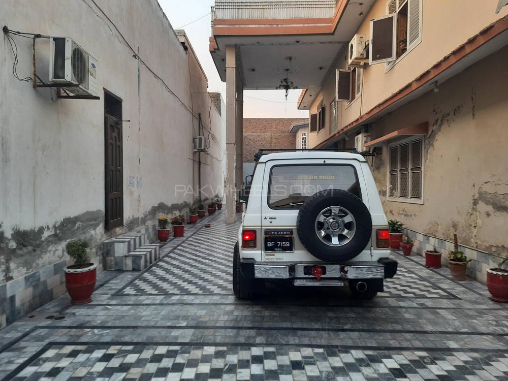 Mitsubishi Pajero - 1990 MK1 Mitsubishi Pajero - 1990 MK1 Image-2
