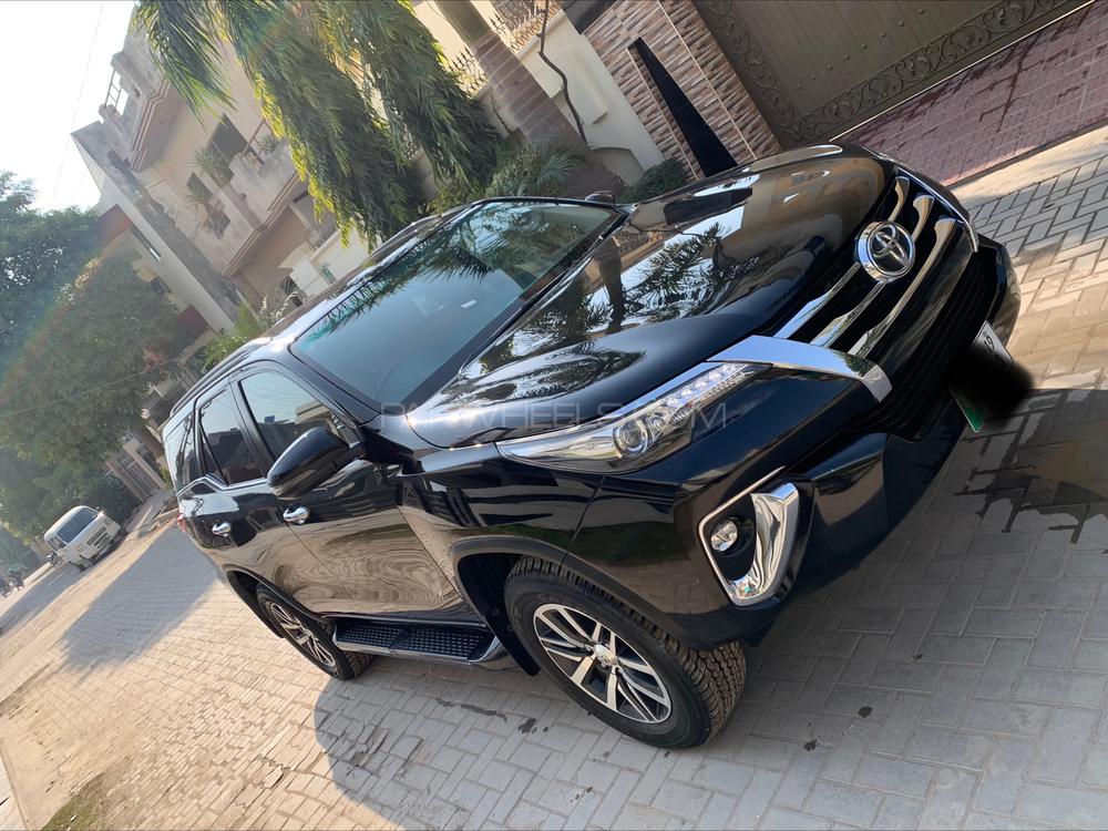 Toyota Fortuner 2019 for Sale in Sialkot Toyota Fortuner 2019 for Sale in Sialkot Image-2