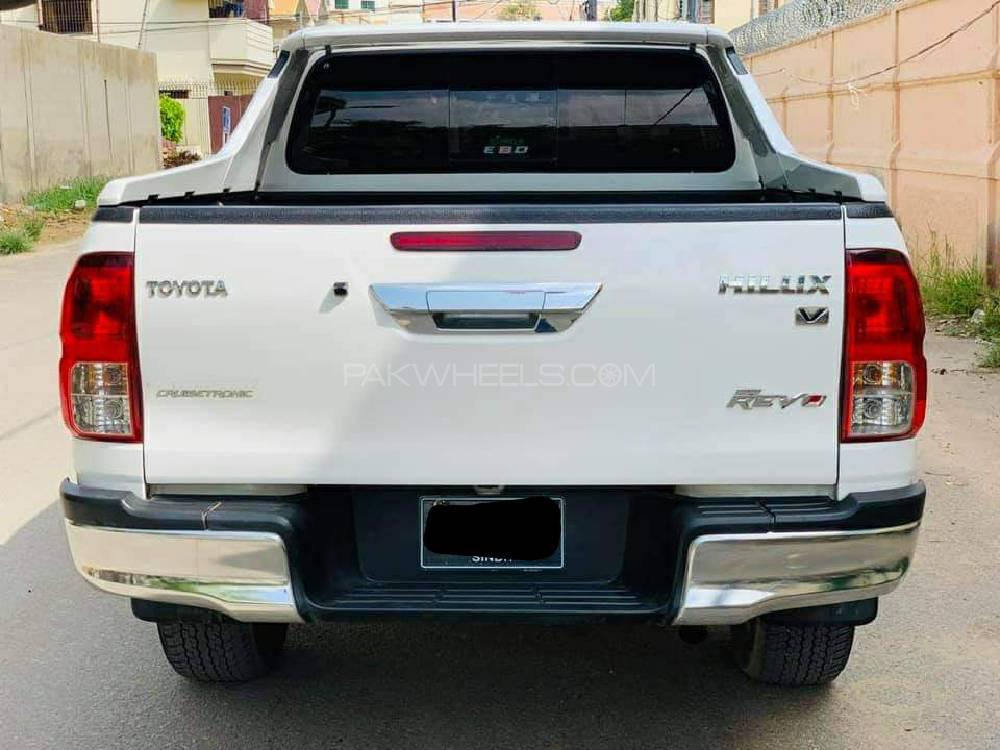 Toyota Hilux 2019 for Sale in Karachi Toyota Hilux 2019 for Sale in Karachi Image-18