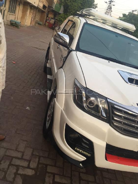 Toyota Hilux 2012 for Sale in Islamabad Toyota Hilux 2012 for Sale in Islamabad Image-9