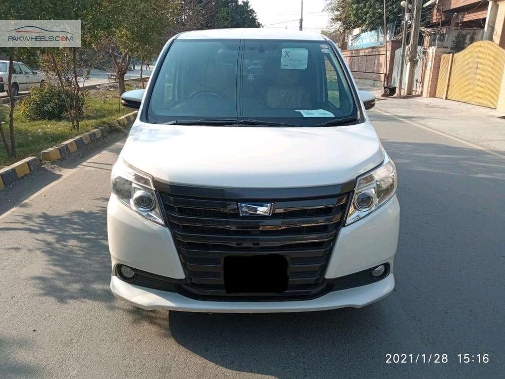 Toyota Noah 2014 for Sale in Lahore Image-1