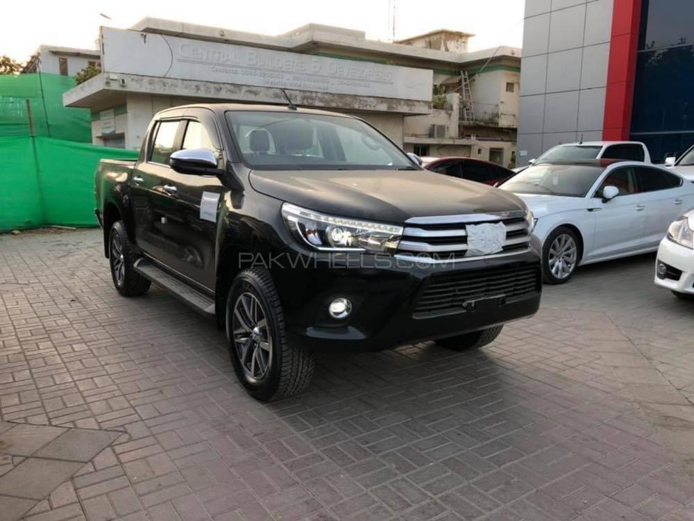 Toyota Hilux 2021 for Sale in Karachi Toyota Hilux 2021 for Sale in Karachi Image-4