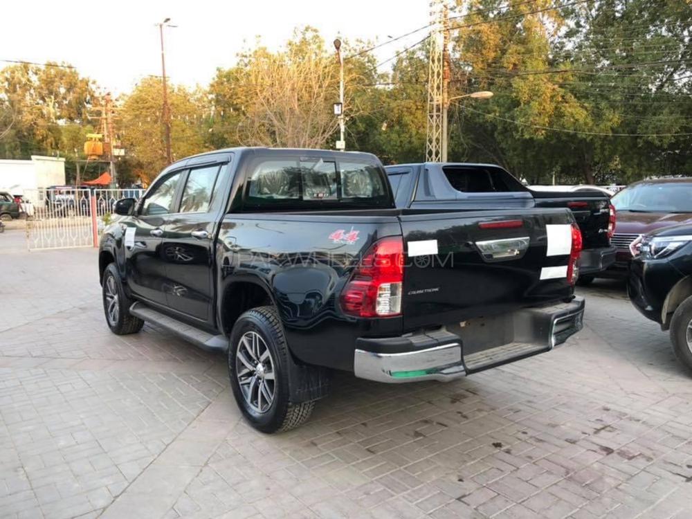 Toyota Hilux 2021 for Sale in Karachi Toyota Hilux 2021 for Sale in Karachi Image-7