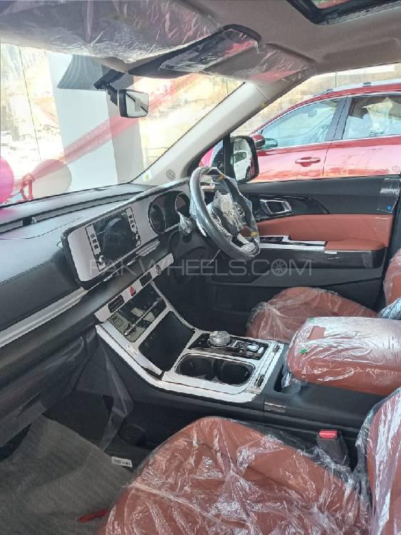 کِیا کارنیول 2021 for Sale in ایبٹ آباد Image-1