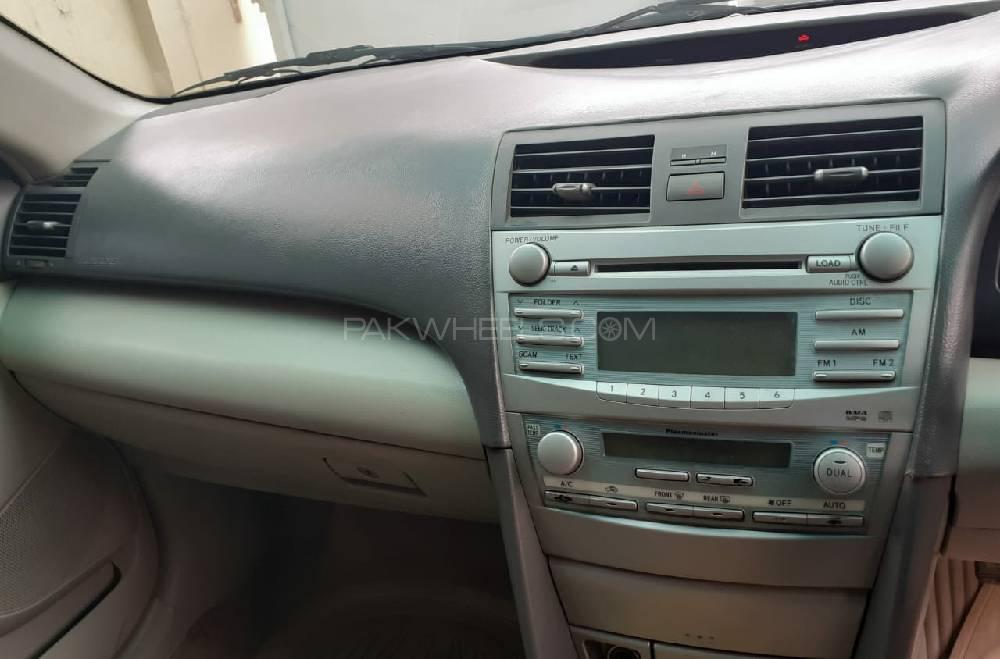 Toyota Camry 2007 for Sale in Multan Toyota Camry 2007 for Sale in Multan Image-4