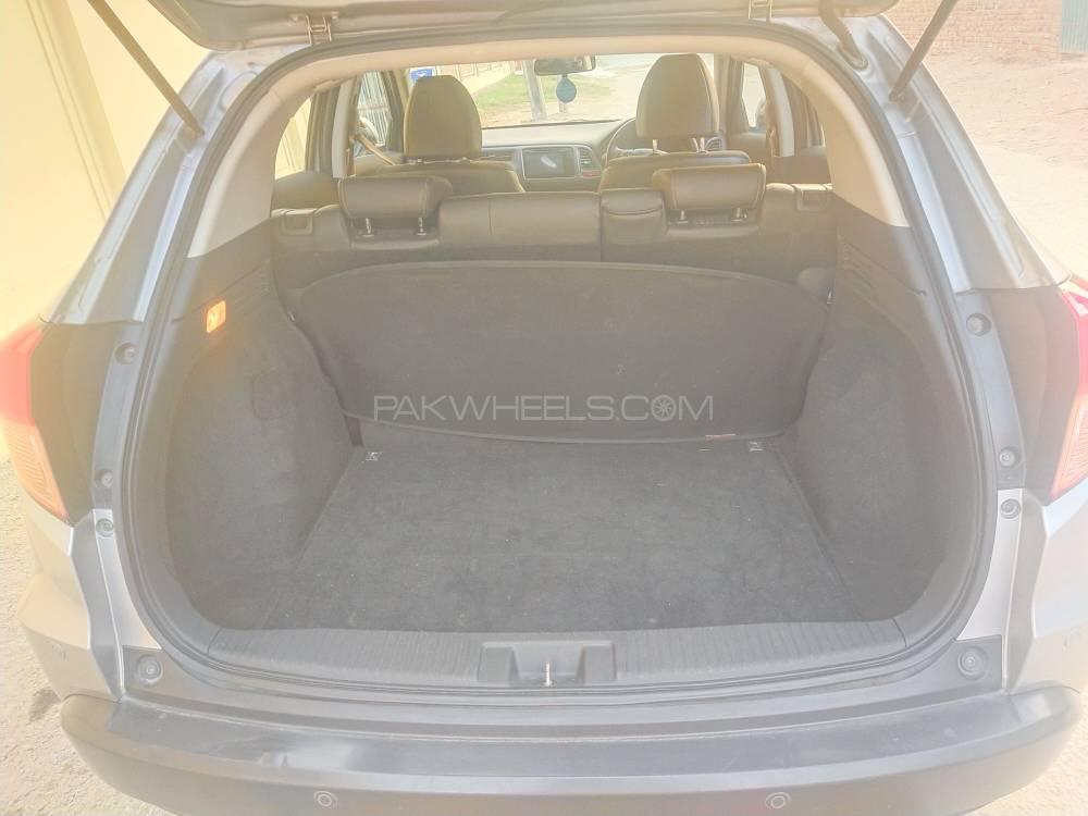 Honda HR-V 2017 for Sale in Multan Honda HR-V 2017 for Sale in Multan Image-17