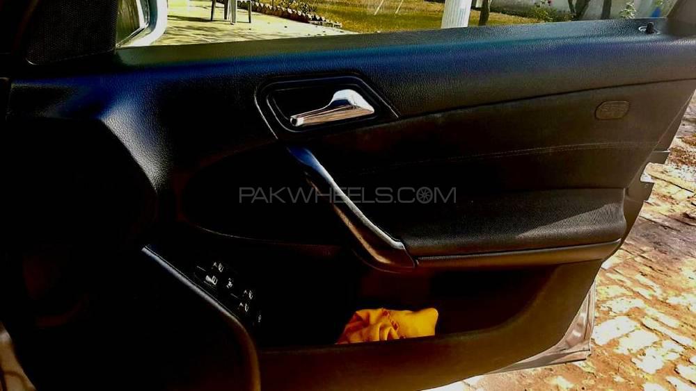 Mercedes Benz C Class 2005 for Sale in Islamabad Mercedes Benz C Class 2005 for Sale in Islamabad Image-10
