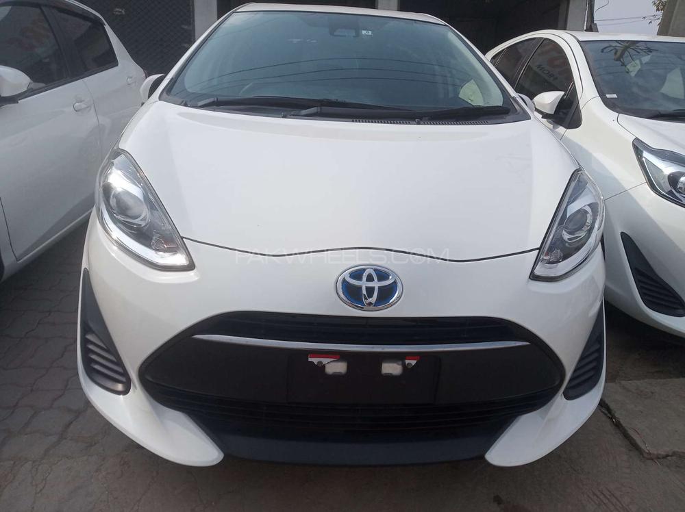 Toyota Aqua 2017 for Sale in Gujranwala Image-1