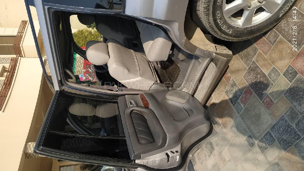 Toyota Land Cruiser 2001 for Sale in Gujrat Toyota Land Cruiser 2001 for Sale in Gujrat Image-19