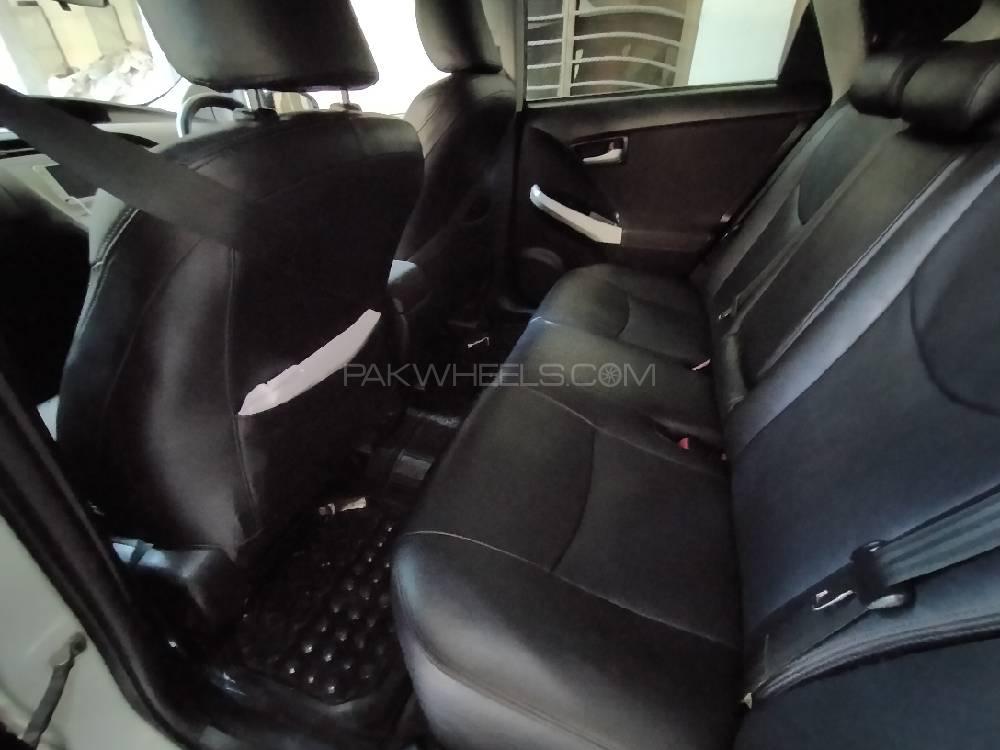 Toyota Prius 2012 for Sale in Jhelum Toyota Prius 2012 for Sale in Jhelum Image-10