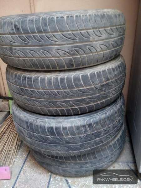 13' inch Bridgestone Tyres  Image-1