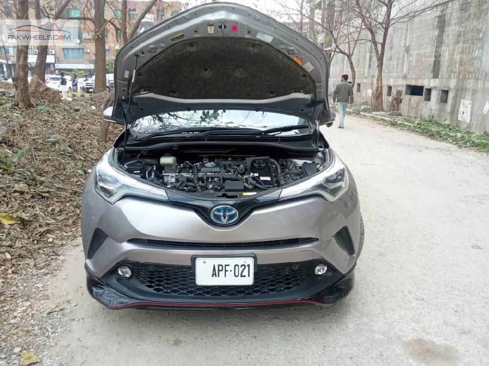 ٹویوٹا سی-ایچ آر 2018 for Sale in اسلام آباد ٹویوٹا سی-ایچ آر 2018 for Sale in اسلام آباد Image-7