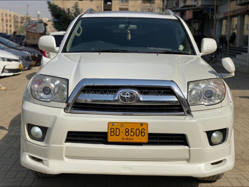 Toyota Surf 2004 for Sale in Karachi Image-1