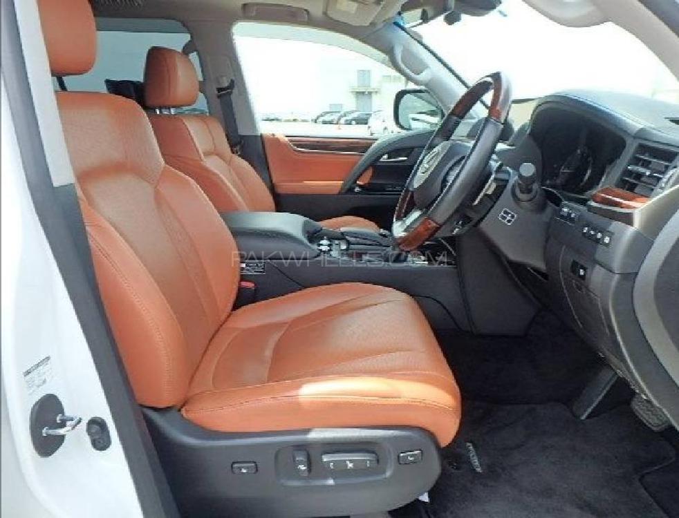 لیکزس ایل ایکس سیریز 2015 for Sale in اسلام آباد لیکزس ایل ایکس سیریز 2015 for Sale in اسلام آباد Image-6