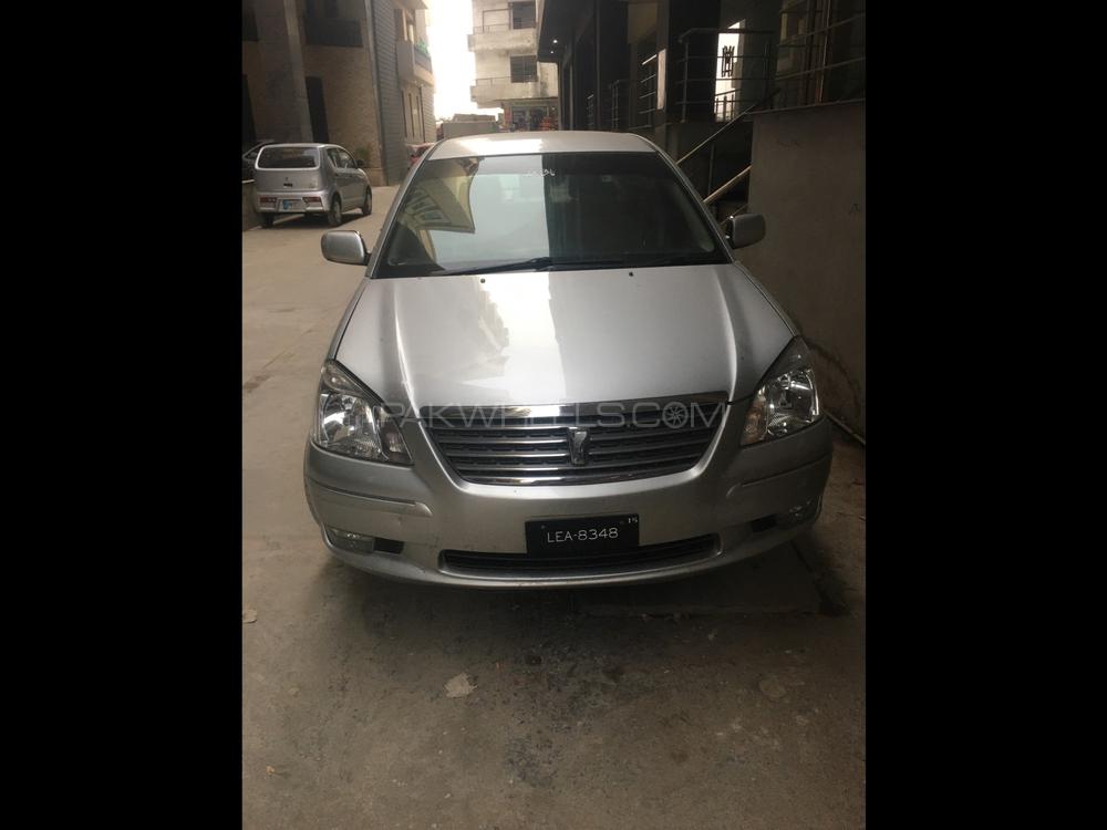 Toyota Premio 2004 for Sale in Islamabad Image-1