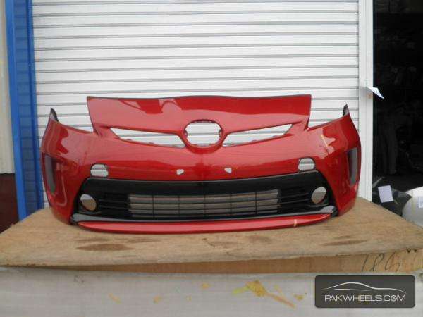 TOYOTA PRIUSE 2011 FRONT BUMPER FOR SALE!! Image-1