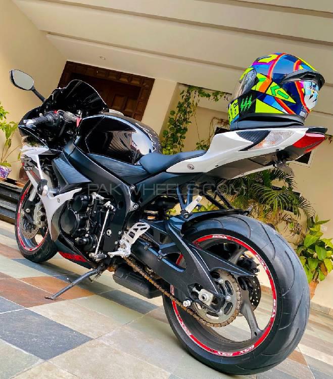 سوزوکی GSX-R600 2013 for Sale سوزوکی GSX-R600 2013 for Sale Image-2