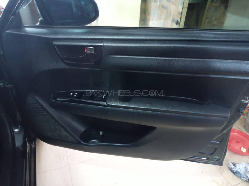 Toyota Corolla Fielder 2015 for Sale in Peshawar Toyota Corolla Fielder 2015 for Sale in Peshawar Image-2