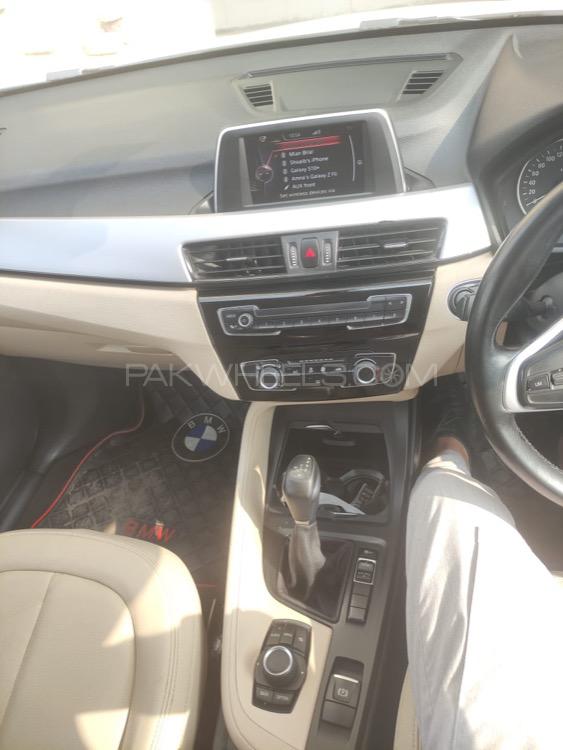 بی ایم ڈبلیو ایکس 1 2017 for Sale in لاہور بی ایم ڈبلیو ایکس 1 2017 for Sale in لاہور Image-12