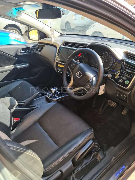 ہونڈا گریس ہائبرڈ 2015 for Sale in کراچی ہونڈا گریس ہائبرڈ 2015 for Sale in کراچی Image-15