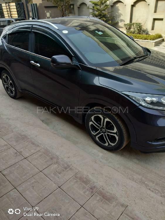 Honda Vezel 2014 for Sale in Rawalpindi Honda Vezel 2014 for Sale in Rawalpindi Image-3