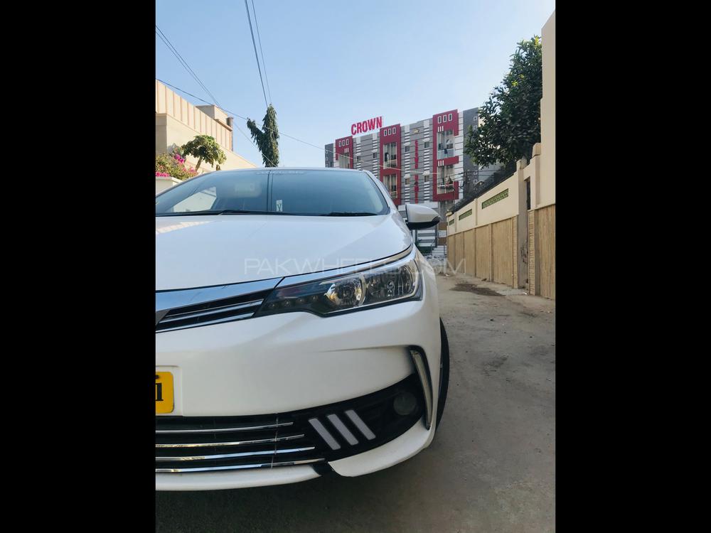 Toyota Corolla 2019 for Sale in Karachi Image-1