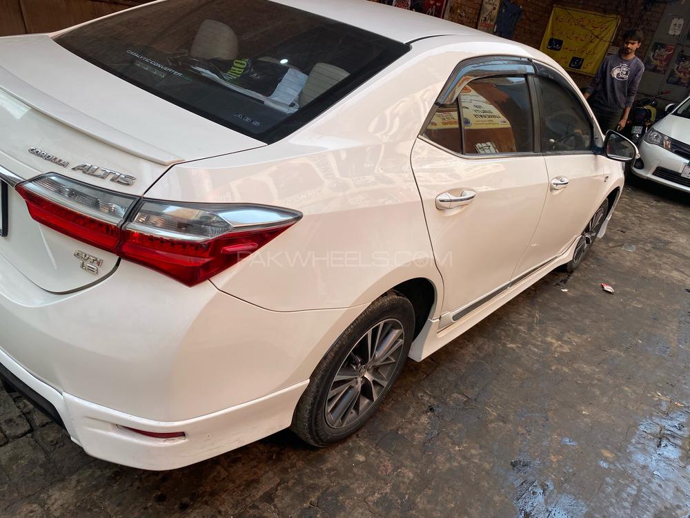Toyota Corolla 2018 for Sale in Faisalabad Toyota Corolla 2018 for Sale in Faisalabad Image-8