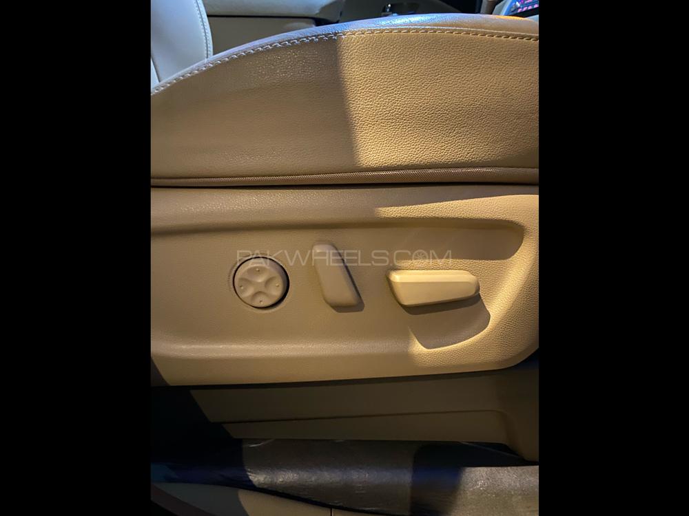 کِیا کارنیول 2020 for Sale in لاہور کِیا کارنیول 2020 for Sale in لاہور Image-14