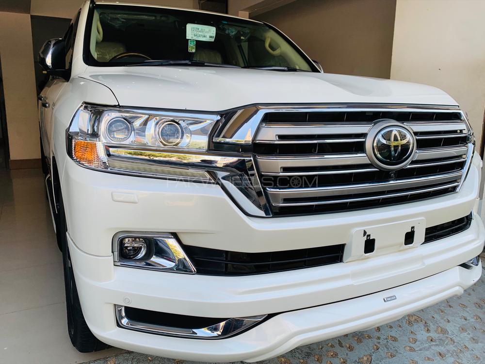 Toyota Land Cruiser 2017 for Sale in Lahore Image-1