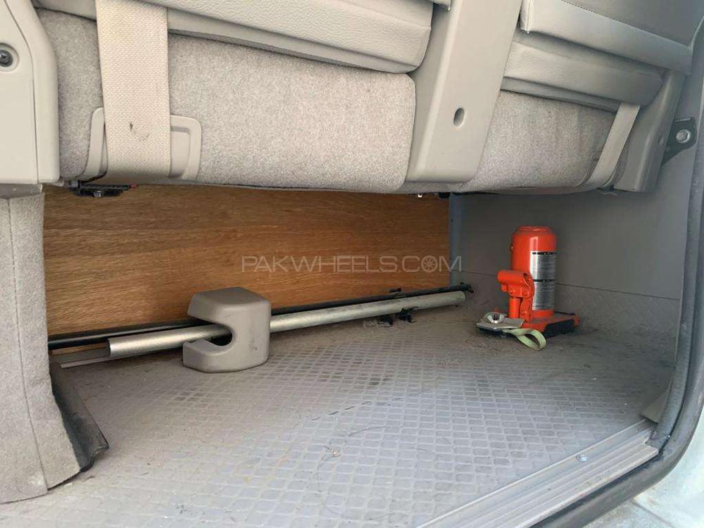 Toyota Coaster 2015 for Sale in Lahore Toyota Coaster 2015 for Sale in Lahore Image-10