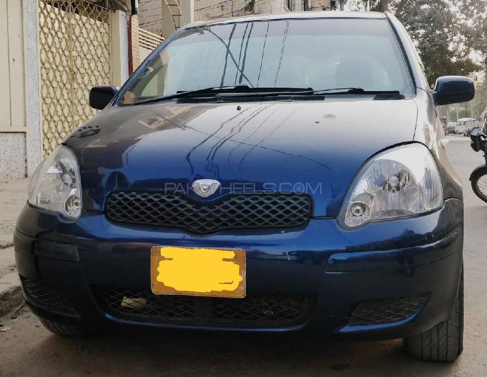 Toyota Vitz 2003 for Sale in Karachi Image-1