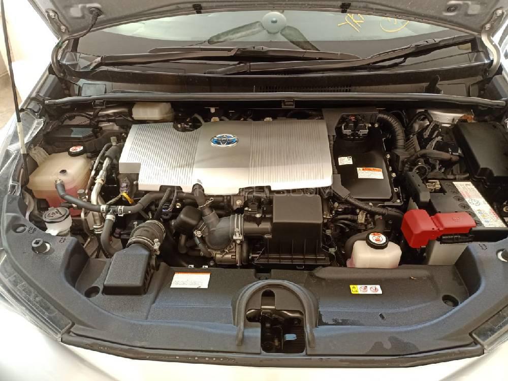 Toyota Prius 2017 for Sale in Peshawar Image-1