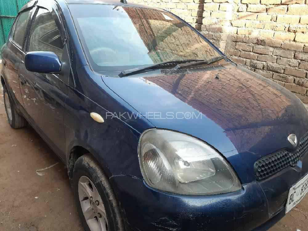 Toyota Vitz 1999 for Sale in Charsadda Image-1