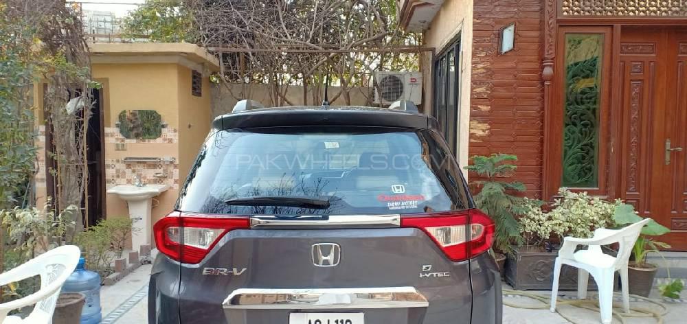 Honda BR-V 2017 for Sale in Rawalpindi Honda BR-V 2017 for Sale in Rawalpindi Image-2
