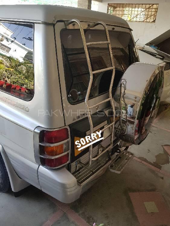 Mitsubishi Pajero 1999 for Sale in Karachi Mitsubishi Pajero 1999 for Sale in Karachi Image-7
