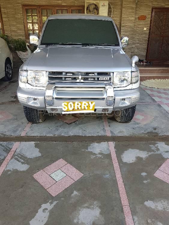 Mitsubishi Pajero 1999 for Sale in Karachi Image-1