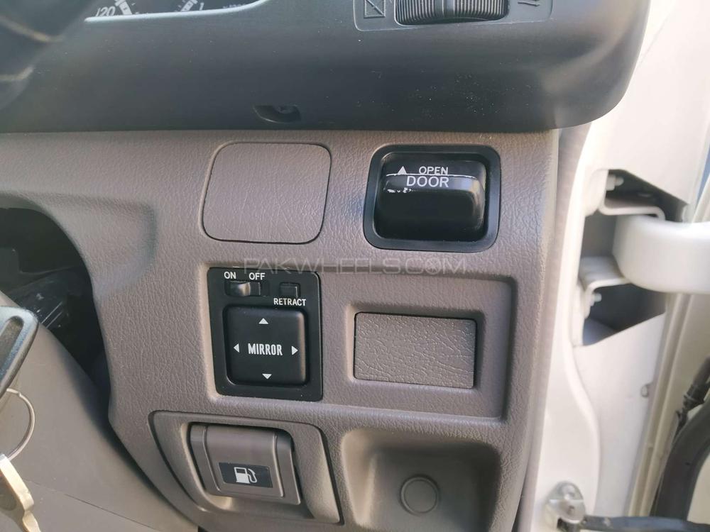 Toyota Coaster 2015 for Sale in Lahore Toyota Coaster 2015 for Sale in Lahore Image-23