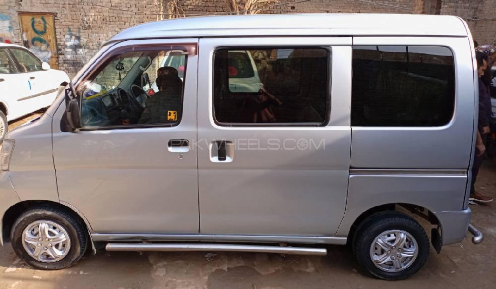 Daihatsu Hijet 2011 for Sale in Multan Image-1