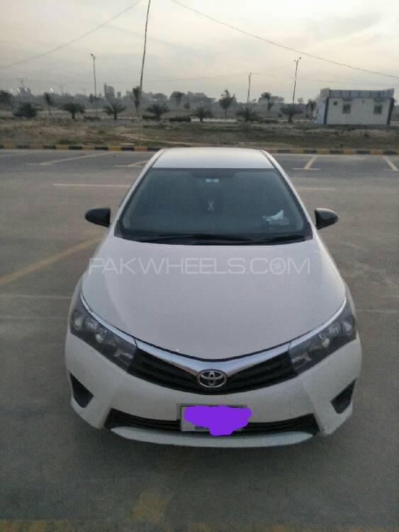 Toyota Corolla 2016 for Sale in Kohat Image-1