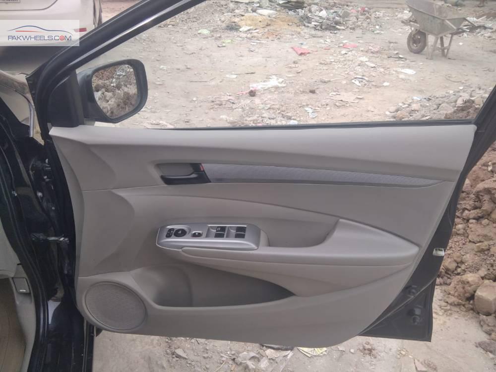 ہونڈا سٹی 2014 for Sale in اسلام آباد ہونڈا سٹی 2014 for Sale in اسلام آباد Image-10