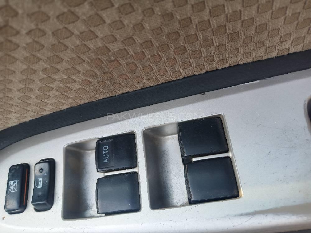 Toyota Belta 2006 for Sale in Gujranwala Toyota Belta 2006 for Sale in Gujranwala Image-6