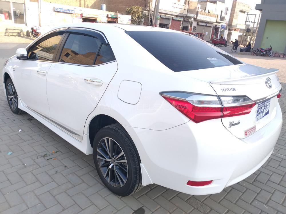 Toyota Corolla 2020 for Sale in Sahiwal Toyota Corolla 2020 for Sale in Sahiwal Image-6