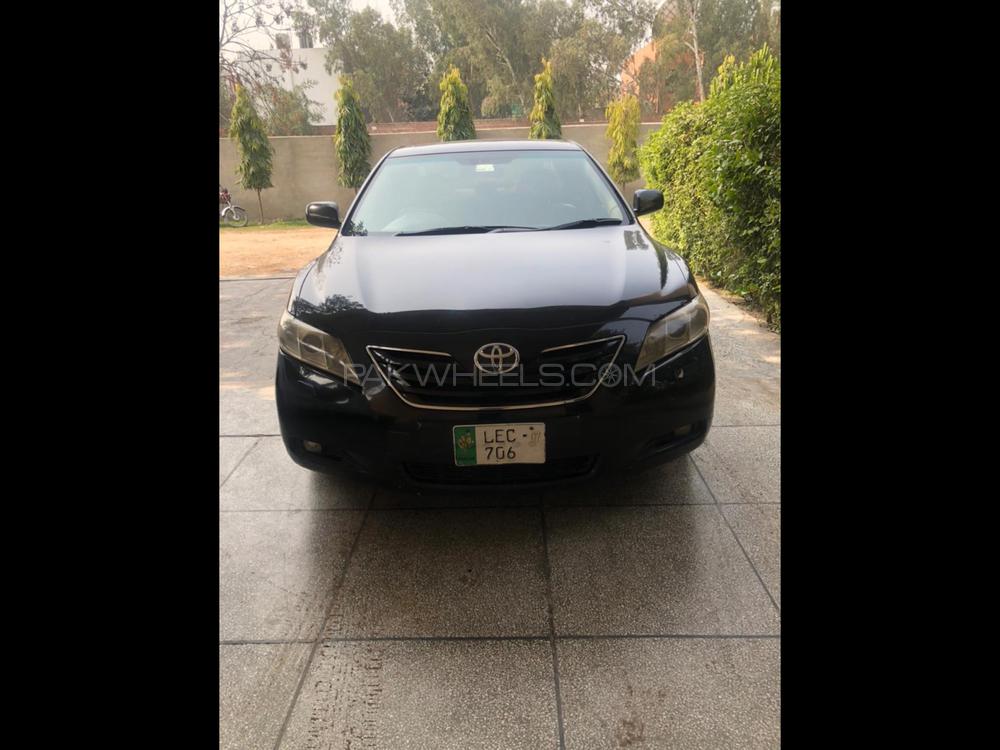 Toyota Camry 2007 for Sale in Lahore Image-1