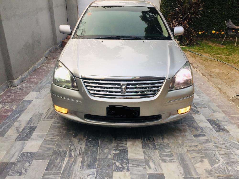 Toyota Premio 2004 for Sale in Islamabad Image-1