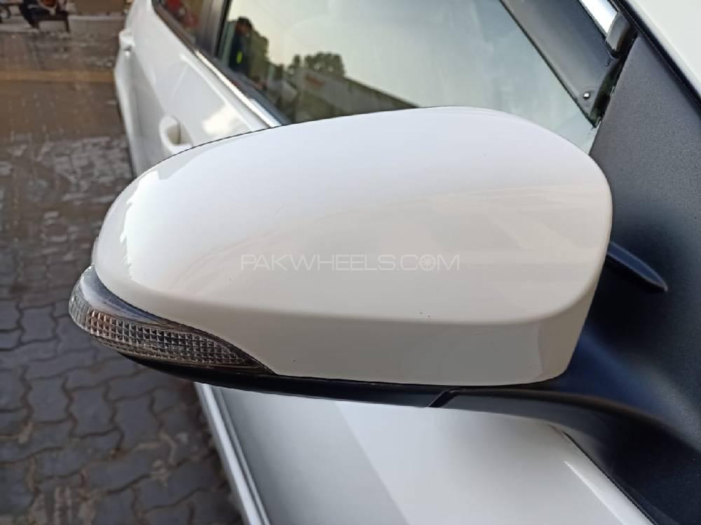 Toyota Corolla 2018 for Sale in Bahawalpur Toyota Corolla 2018 for Sale in Bahawalpur Image-9